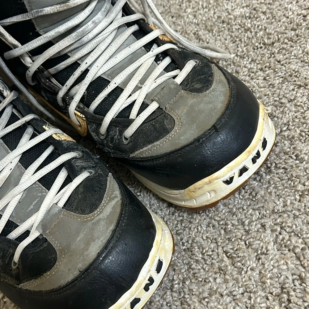 Vans Hi-Standard OG Snowboard Boots Mens Sz 13 Black White LaceUp Classic Winter